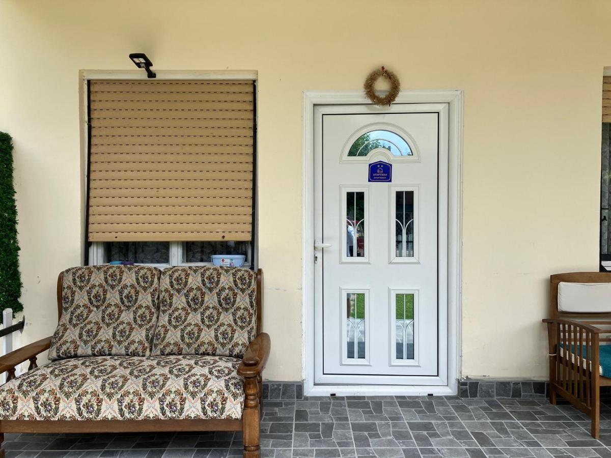 Apartamani Evelin Veliko Gradiste Exterior photo